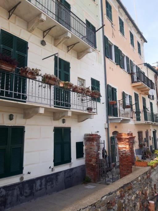 Pisi Home, 2 Min Dalla Spiaggia E Dall' Ospedale Gaslini 热那亚 外观 照片