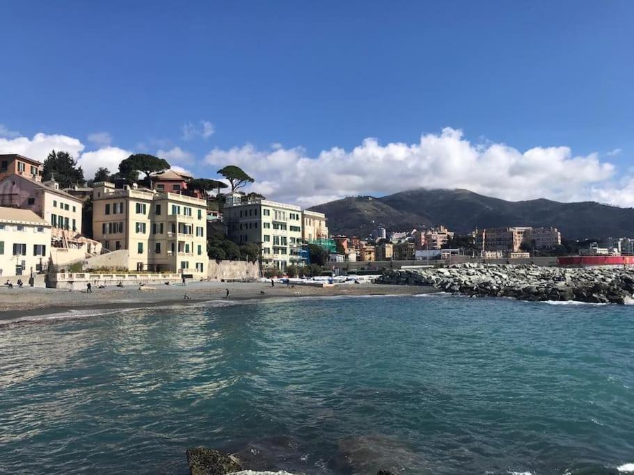 Pisi Home, 2 Min Dalla Spiaggia E Dall' Ospedale Gaslini 热那亚 外观 照片