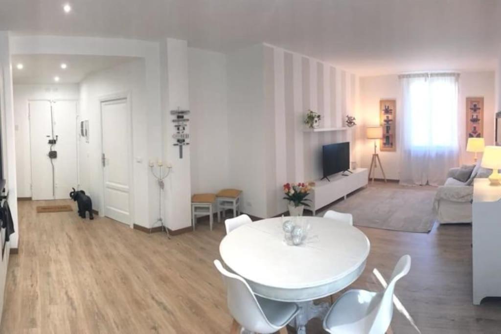 Pisi Home, 2 Min Dalla Spiaggia E Dall' Ospedale Gaslini 热那亚 外观 照片
